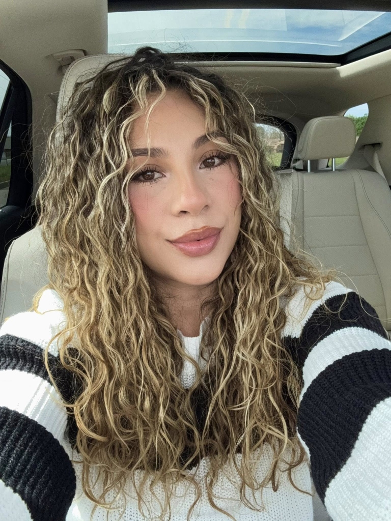 Queen Buenrostro participante